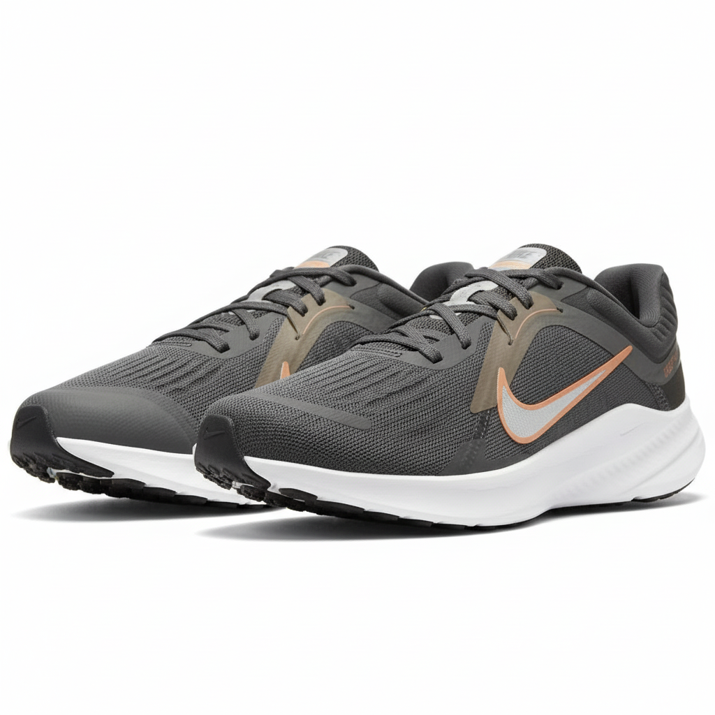 Nike Quest 5 - странична снимка